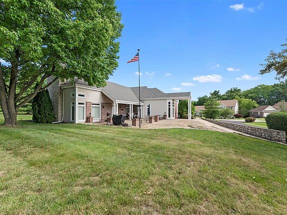 4th image of 1614 Lake Knoll Dr #1614