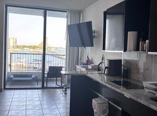 555 NE 15th St APT 510, Miami, FL 33132