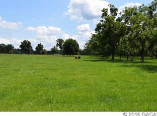 220 Price Rd, Hawthorne, FL 32640