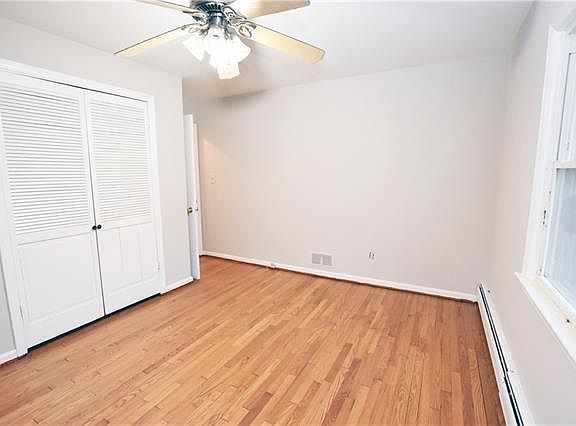 5th image of 310 Ferdon Ave