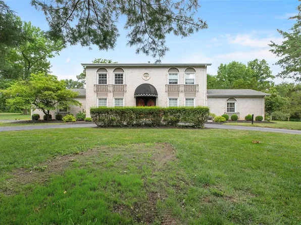 609 N Mason Rd, Saint Louis, MO 63141