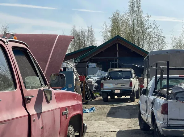 1281 Copper St, North Pole, AK 99705