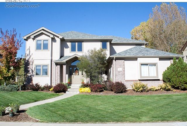 Beautifully landscaped home!