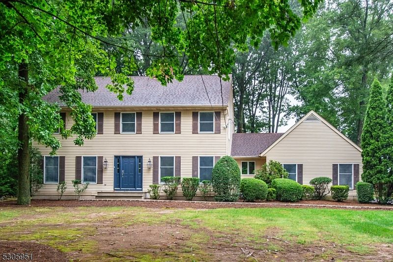 1st image of 693 Mountain Ave