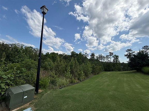 3rd image of 40 Arbor Springs Pkwy