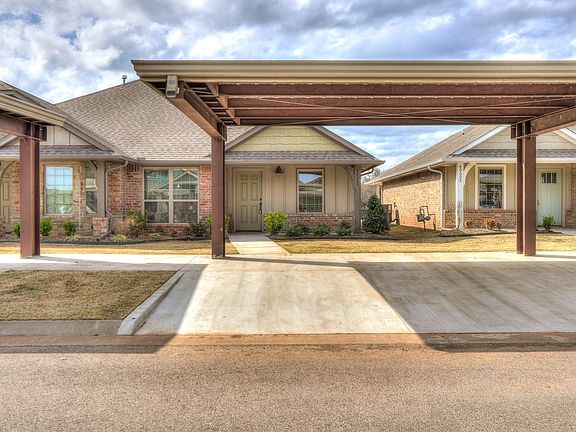 2nd image of 8808 SW 55th St #2B-2BA-1255SQFT