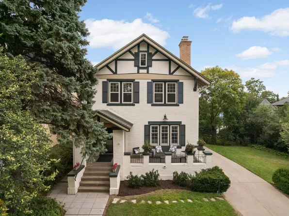 904 Osceola Ave, Saint Paul, MN 55105