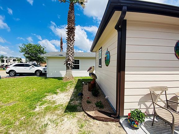 5th image of 105 Augusta Cir