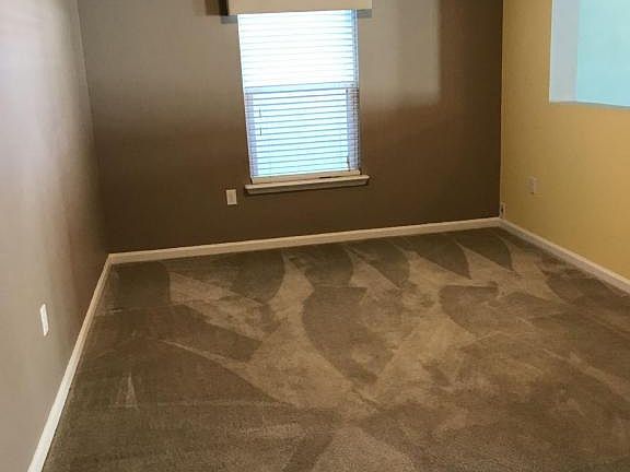 5th image of 12247 Meadowcrest Ln