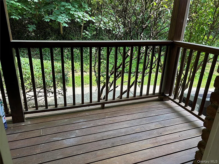 452 Somerset Dr #F — Photo 30