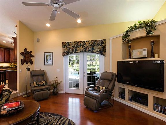 5th image of 15040 Green Valley Blvd