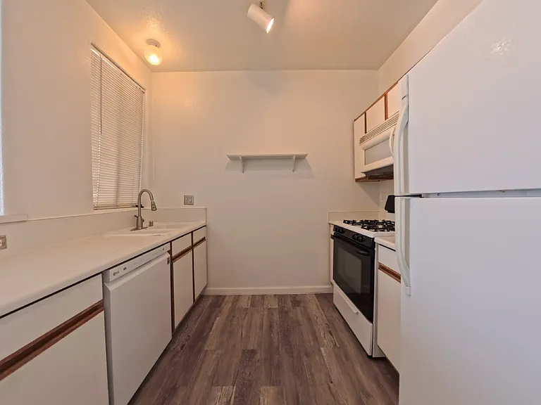 4960 Harrison Dr #233 — Photo 7