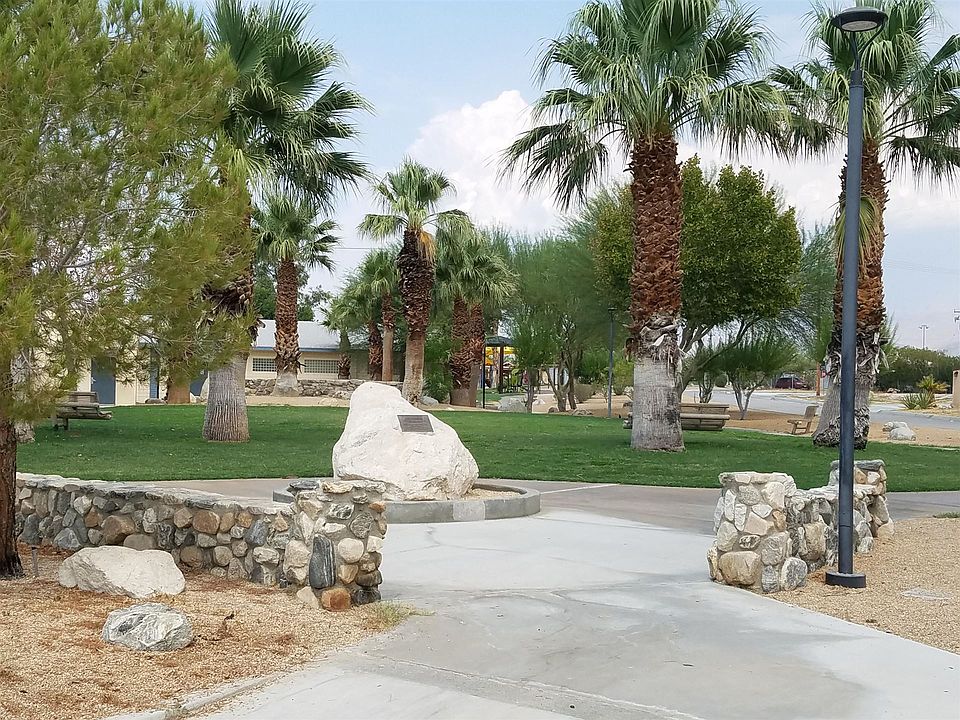 2nd image of 66350 Hacienda Ave