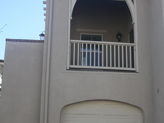 2nd image of 2027 Bayporte Way #B