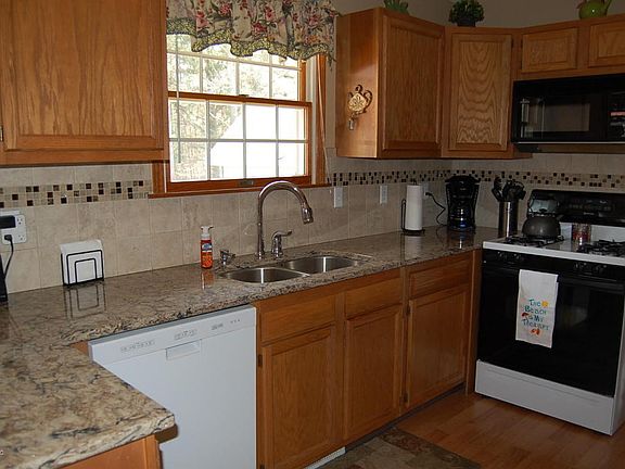 3rd image of 3706 W Fuller Dr