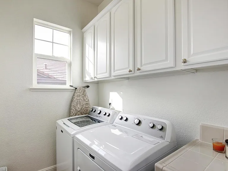 2219 Homestead Hills Ct — Photo 10