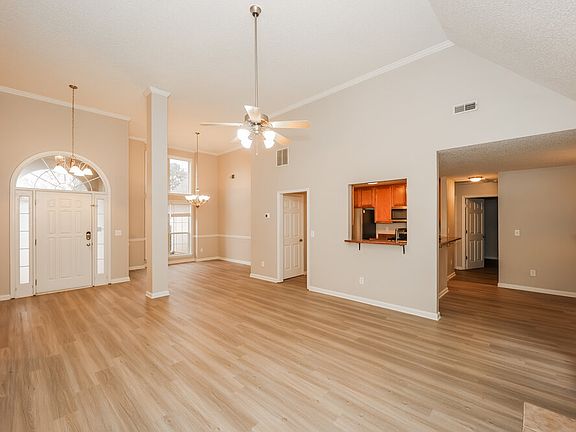 4th image of 309 Westhill Dr