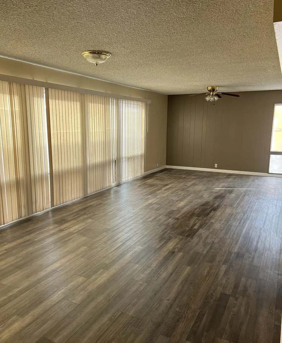 3 bed, 1500 sqft, $3,795 — Photo 2