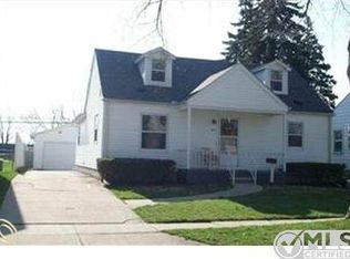 841 Waterloo Ave, Monroe, MI 48161