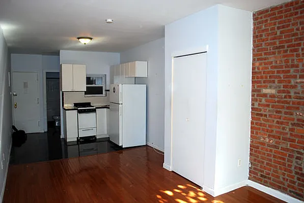 Rented by Geoffrey Stevens Realty | media 23