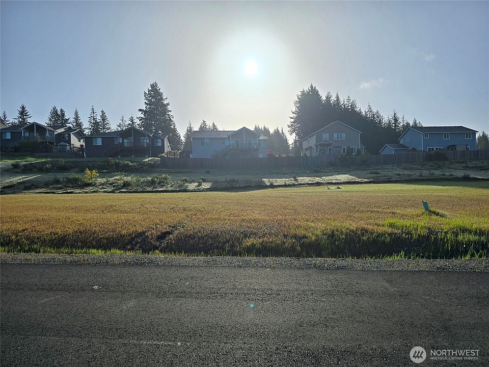 1st image of 40 E Virgil Drive W