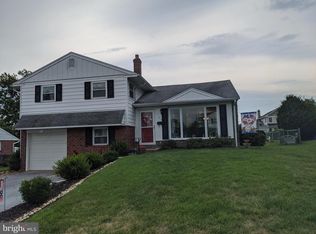 317 Columbia Pl, Broomall, PA 19008