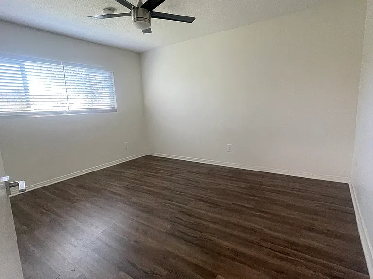 131 S Carondelet St #10 — Photo 7