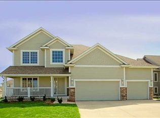 1011 NW 33rd St, Ankeny, IA 50023