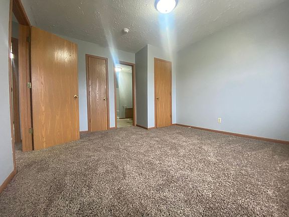 4th image of 701 Broadway St #715