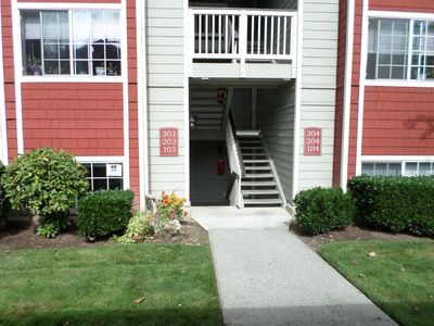 15433 Country Club Dr Unit A-103, Mill Creek, WA, 98012