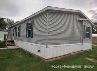 906 Mactavish Rd, Peoria, IL 61615