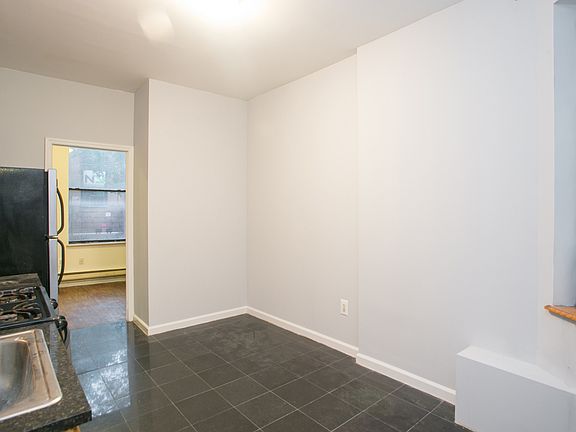 3rd image of 328 W 49th St APT 1FE