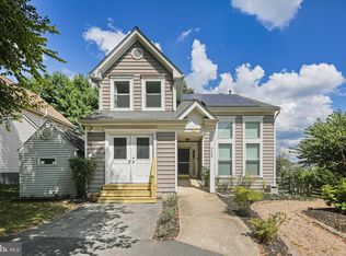 6445 Othello Dr, Sykesville, MD 21784