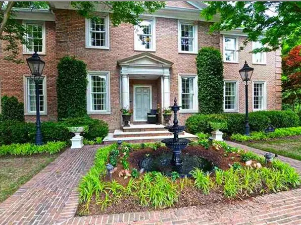 34 Cross Creek Dr, Jackson, TN 38305