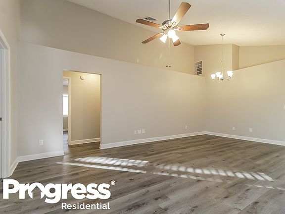 4th image of 10337 Crystal Point Dr