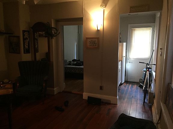 5th image of 421 S 15th St #1R