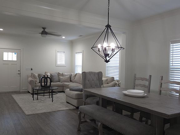 2nd image of 1332 Kensington Blvd