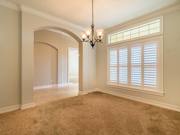 3rd image of 3420 Brunot Cir