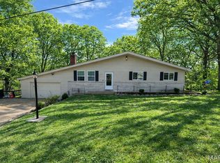12 Ozark Ln, Arnold, MO 63010