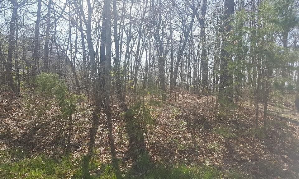 2nd image of E Deer Creek Dr