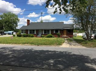 1809 Queens Rd, Kinston, NC 28501