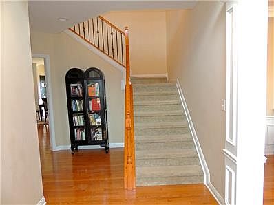 3rd image of 2814 E High Grove Cir