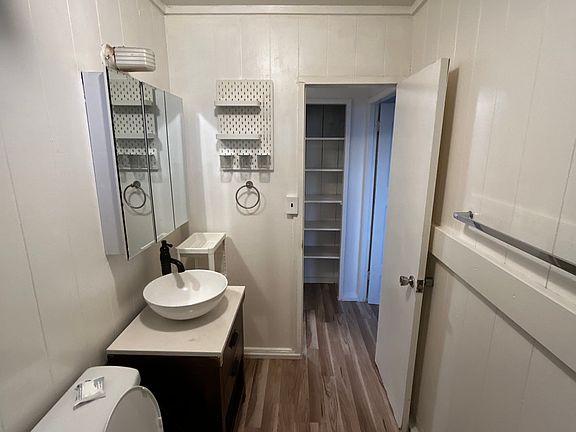 3rd image of 1734 Hoe St #1