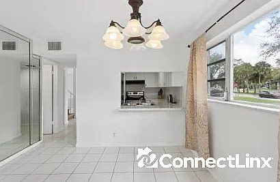 8027 Lagos De Campo Blvd — Photo 6