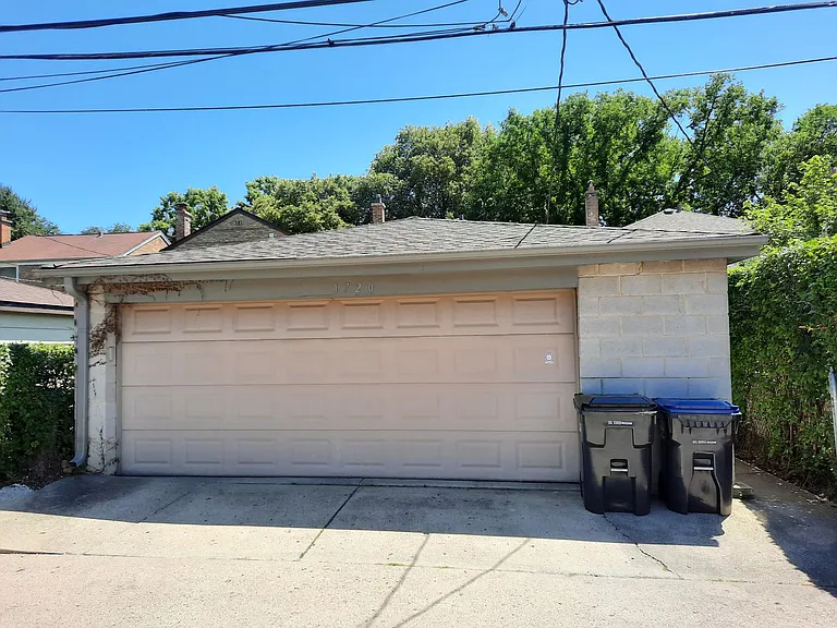 1720 Leland Ave — Photo 7