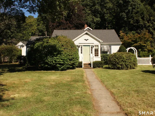 70 Woodside Avenue, Oxford, CT 06478