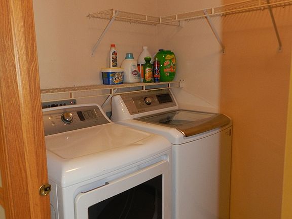 5th image of 510 Sandburg Dr #0