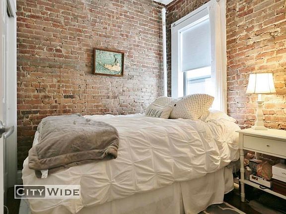 3rd image of 335 E 13th St #26