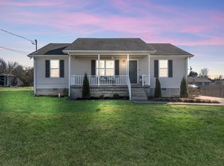 1132 Flowers Ct, Murfreesboro, TN 37130