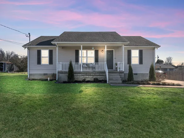 1132 Flowers Ct, Murfreesboro, TN 37130